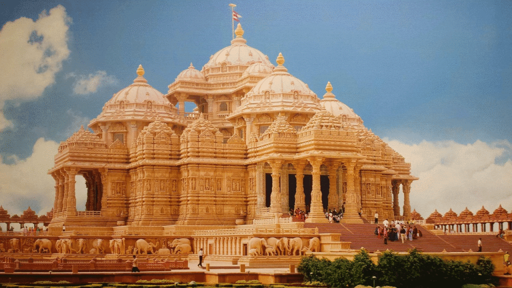 Swaminarayan Akshardham temple, ornate sandstone architecture